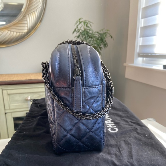 Chanel Reissue Camera Handbag - Picture 6 of 15